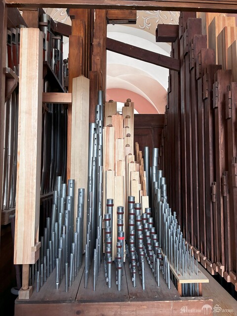 Wnętrze instrumentu