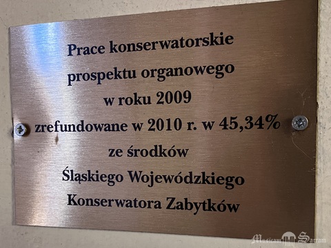 Tabliczka informująca o odnowieniu prospektu