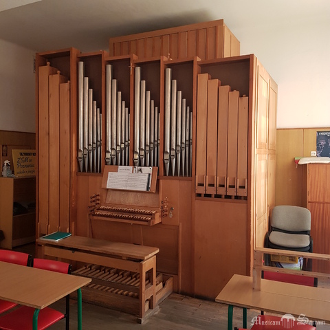 Organy w sali nr 100 przy ul. Głogowskiej