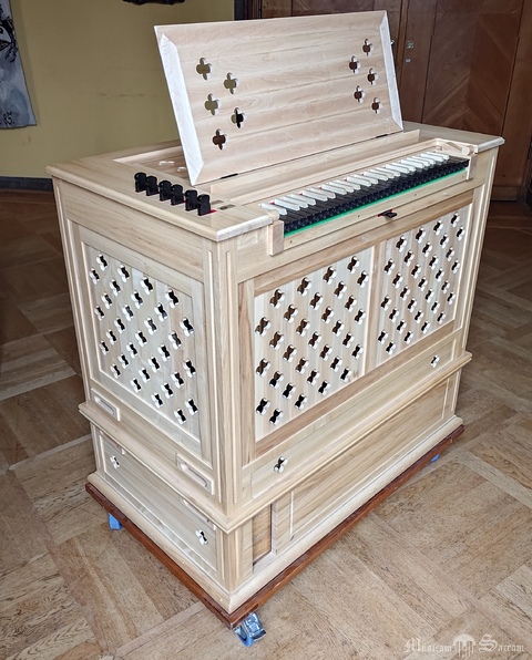 Ogólny widok instrumentu