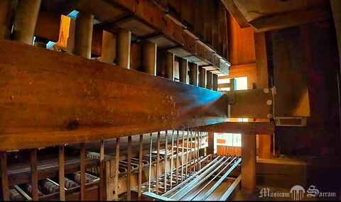 Traktura i wiatrownica pedału