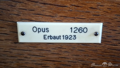 Tabliczka z numerem opus